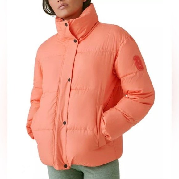 Bass Outdoor Discovery Puffer Jacket NWT - Picture 1 of 6